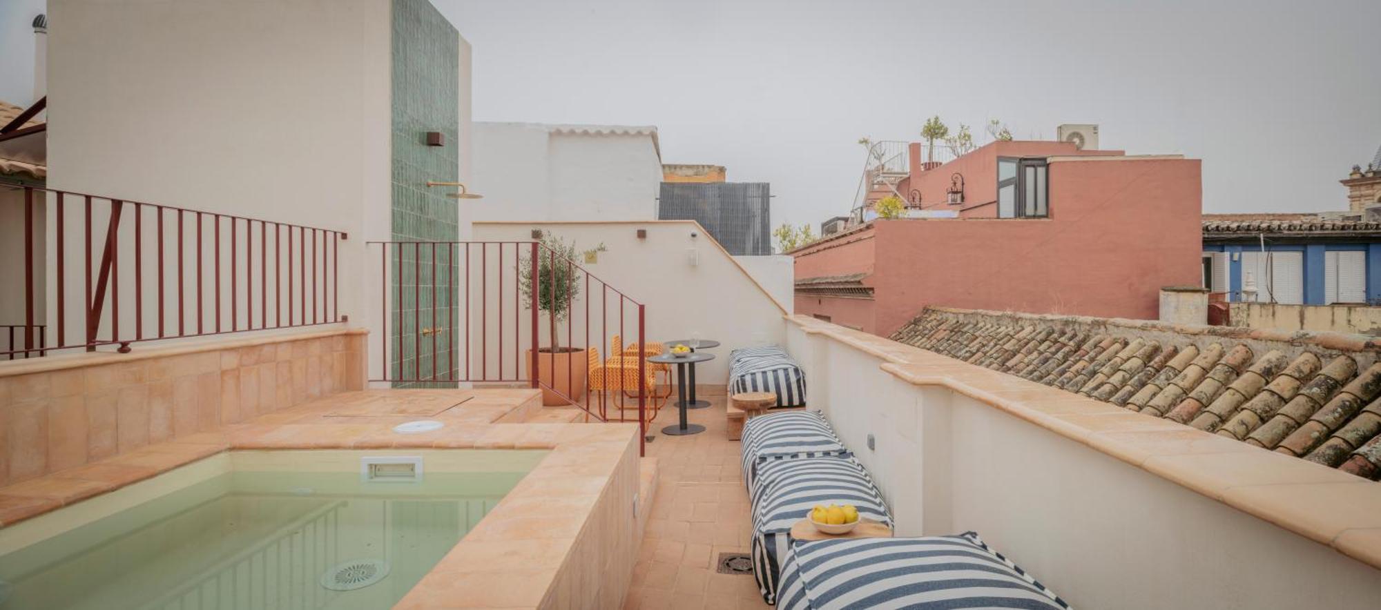 Hotel Lirium Casa Patio Sevilla Exterior foto