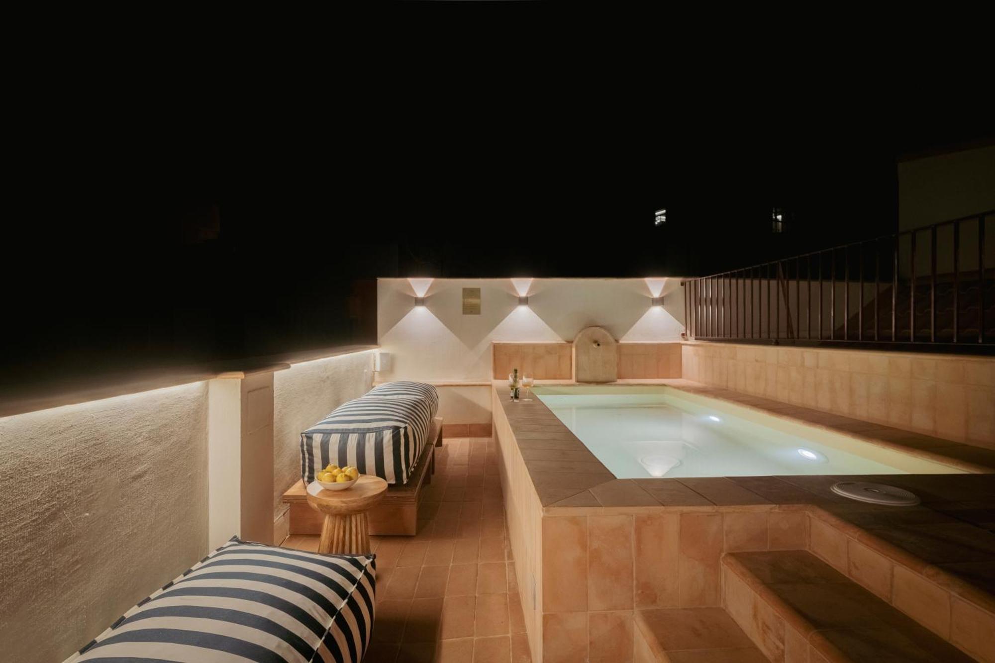 Hotel Lirium Casa Patio Sevilla Exterior foto
