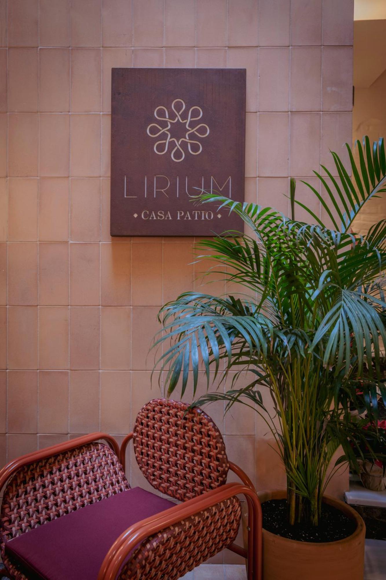 Hotel Lirium Casa Patio Sevilla Exterior foto
