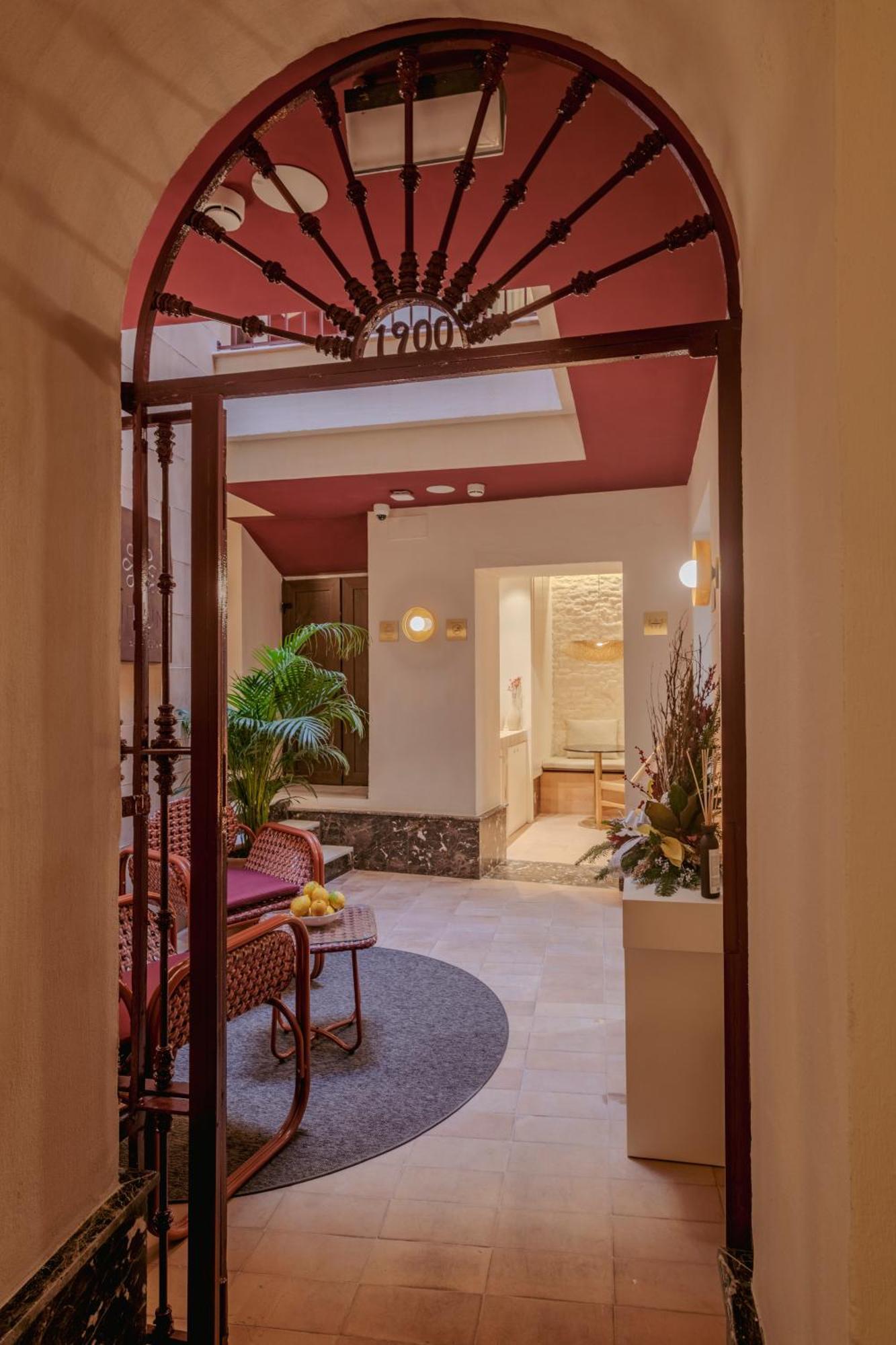 Hotel Lirium Casa Patio Sevilla Exterior foto