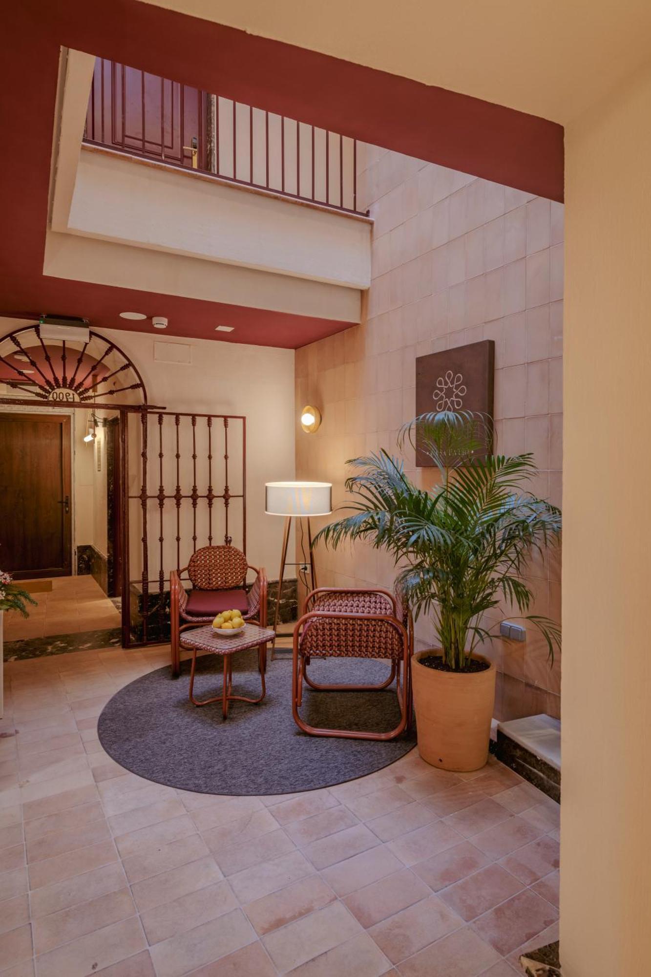 Hotel Lirium Casa Patio Sevilla Exterior foto